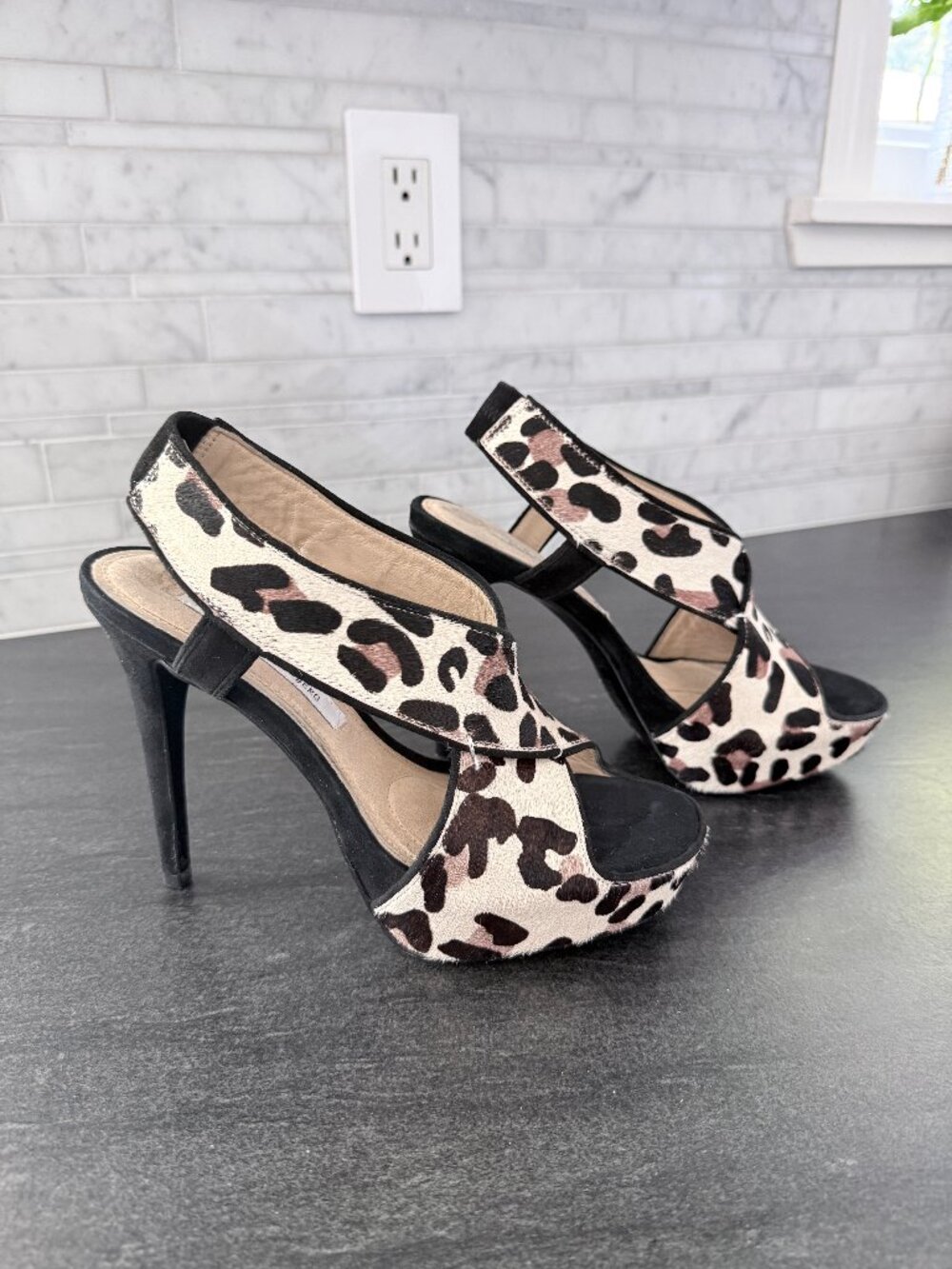 Diane von Furstenberg Zia Leopard Platform Pump, size 7.5
